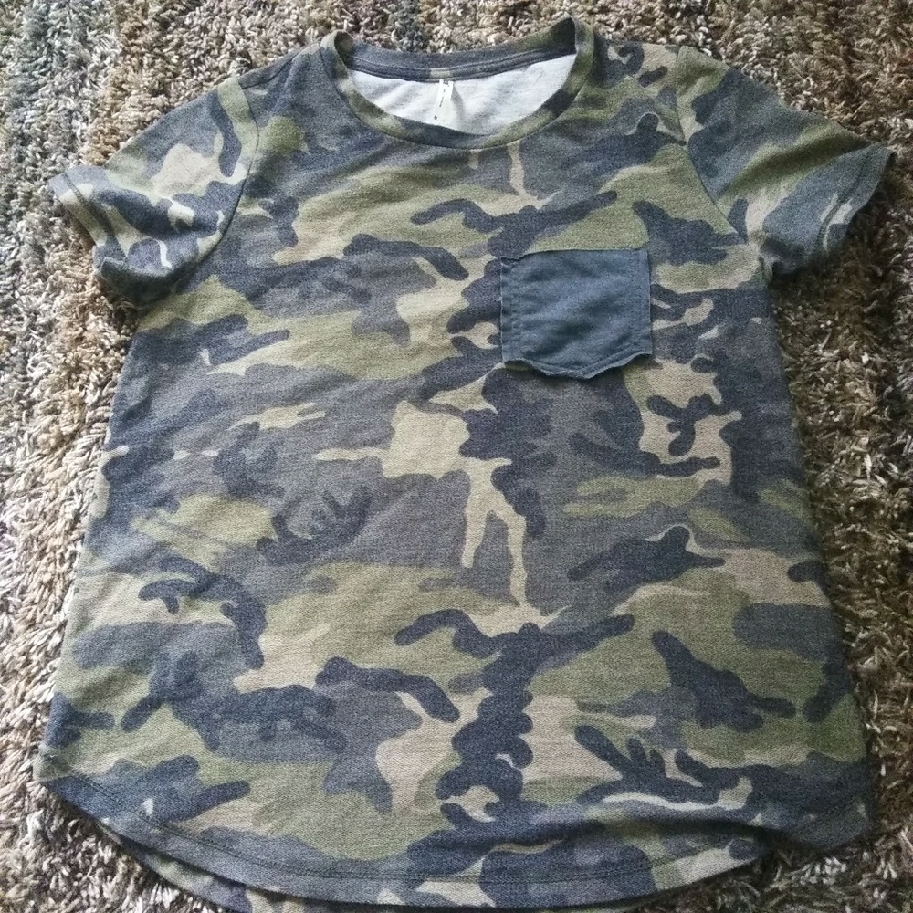 Tresics T Shirt